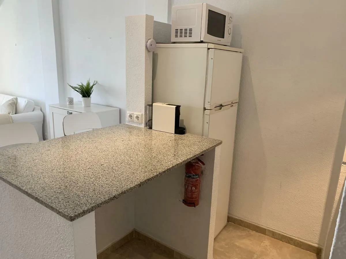 Estudio Primera Linea 50 Mtrs Playa. Fibra 600Mb Apartment Marbella