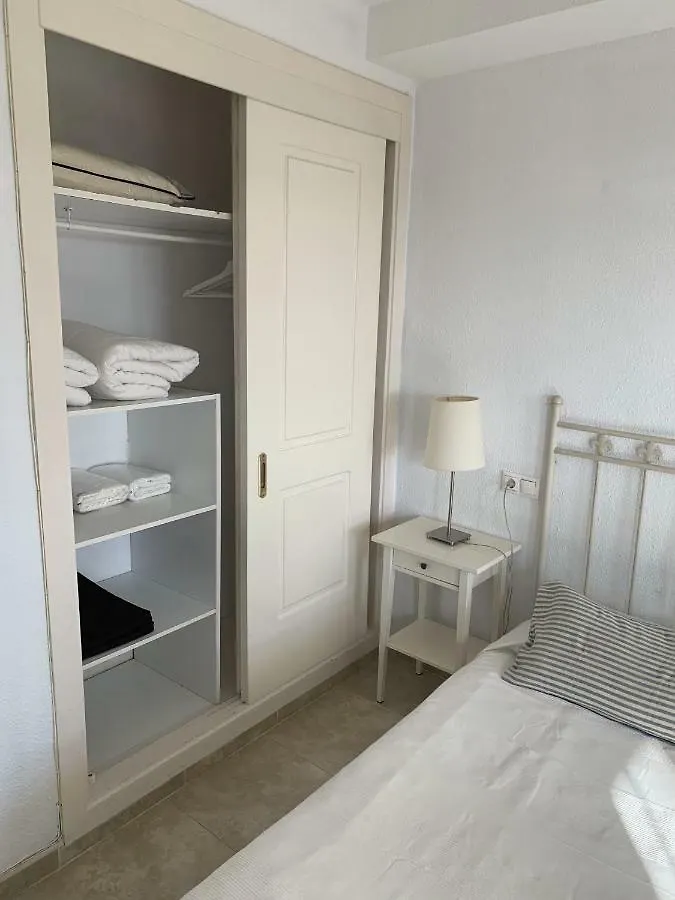 Apartment Estudio Primera Linea 50 Mtrs Playa. Fibra 600Mb Marbella