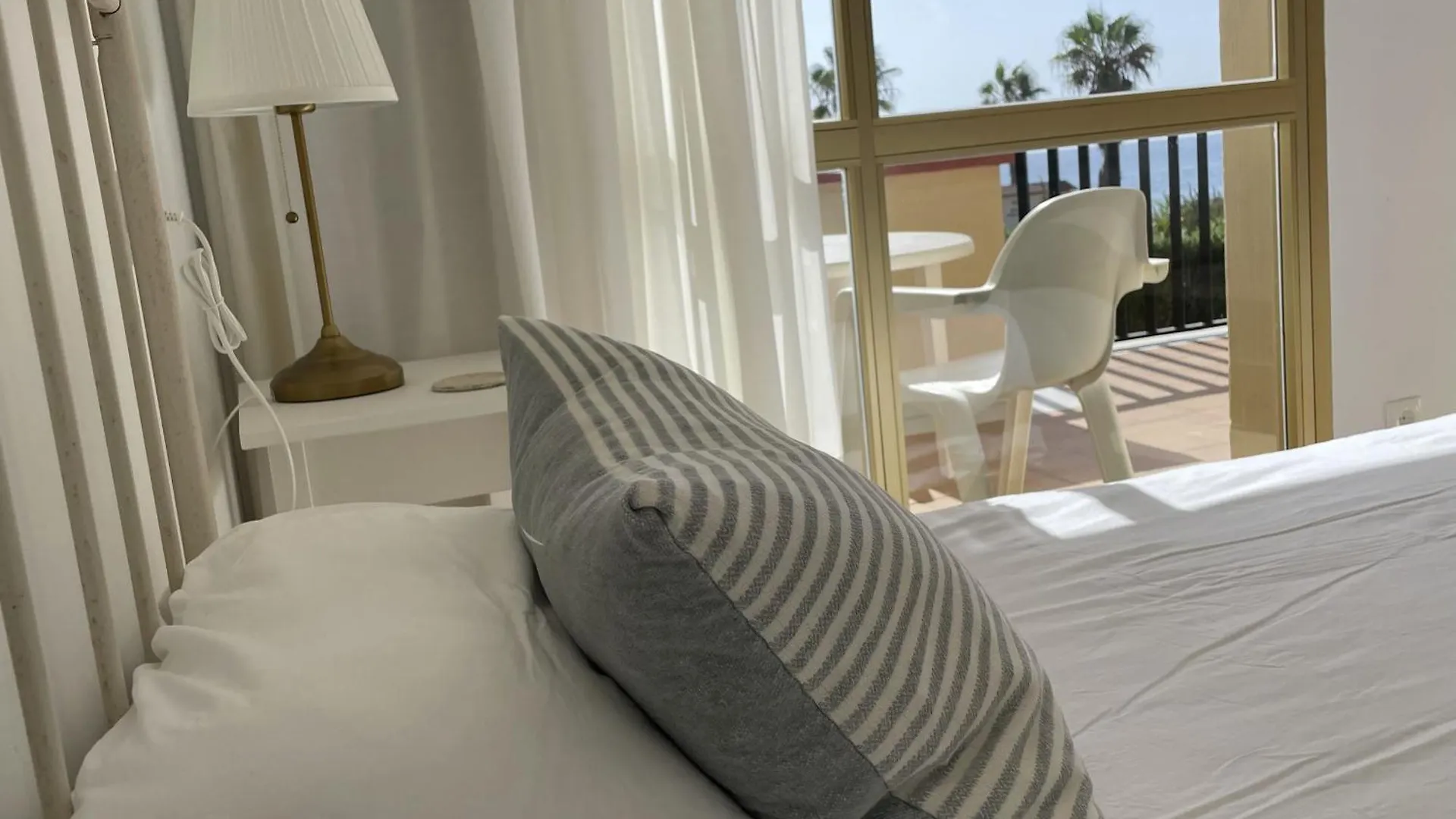 Estudio Primera Linea 50 Mtrs Playa. Fibra 600Mb Appartement Marbella