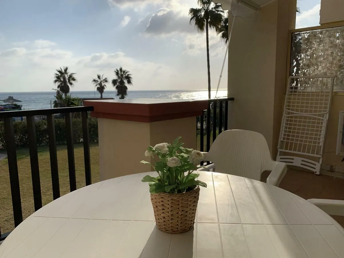 Estudio Primera Linea 50 Mtrs Playa. Fibra 600Mb Appartement Marbella
