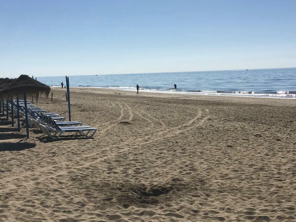 Estudio Primera Linea 50 Mtrs Playa. Fibra 600Mb Marbella Apartment